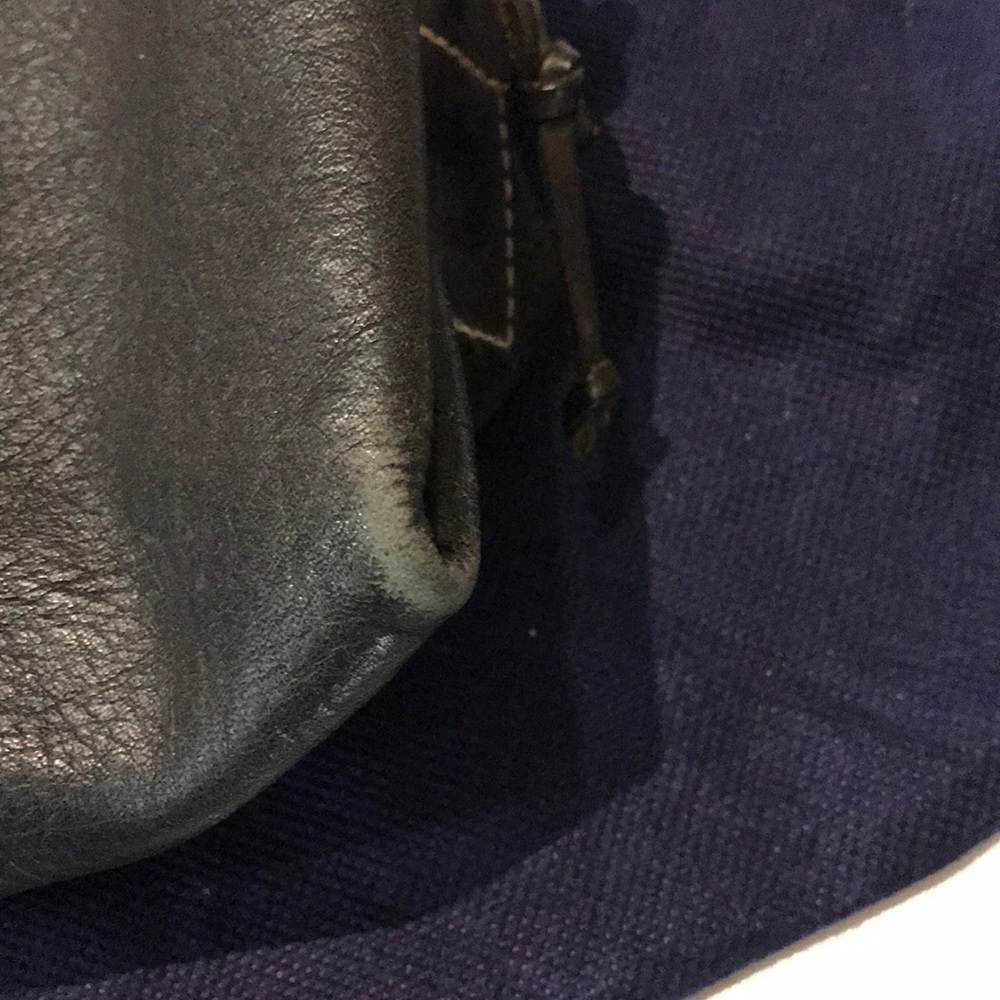 Dooney and Bourke - Picture 12 of 13
